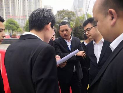 長(zhǎng)沙紅光保安服務(wù)有限公司,長(zhǎng)沙安保服務(wù),長(zhǎng)沙安全服務(wù),長(zhǎng)沙非武裝押運(yùn),勞務(wù)派遣服務(wù) 長(zhǎng)沙紅光保安服務(wù)有限公司,長(zhǎng)沙安保服務(wù),長(zhǎng)沙安全服務(wù),長(zhǎng)沙非武裝押運(yùn),勞務(wù)派遣服務(wù)